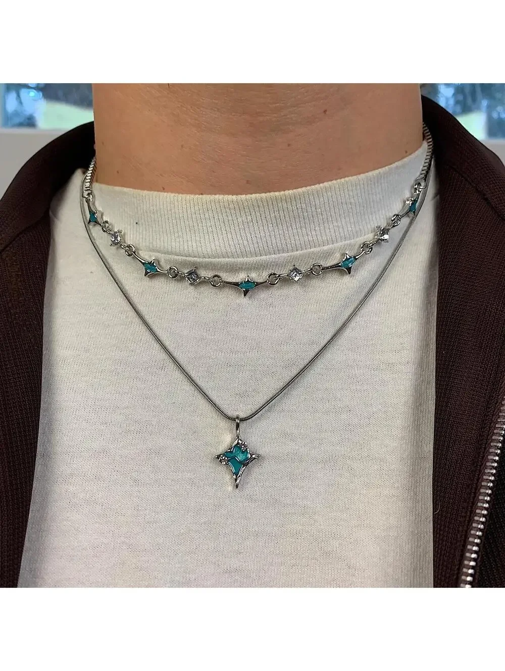 Cyber y2k 2000s style Futuristic Star pendant turquoise silver necklace. 2 neckl